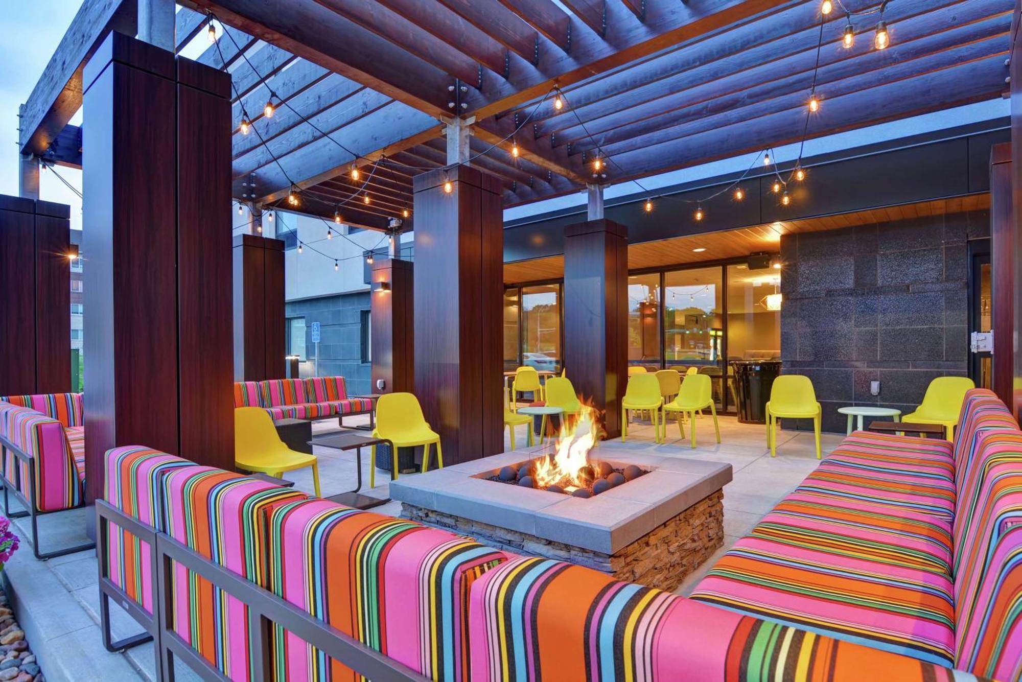 Home2 Suites By Hilton Rochester Mayo Clinic Area Εξωτερικό φωτογραφία